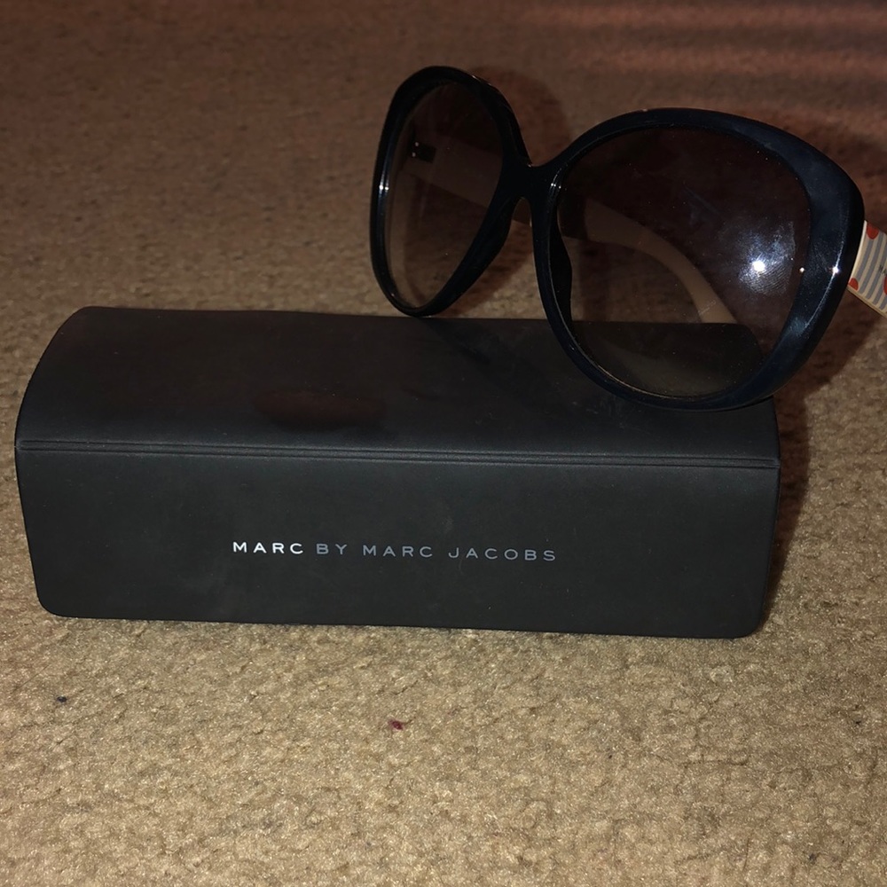 Marc Jacobs sunglasses